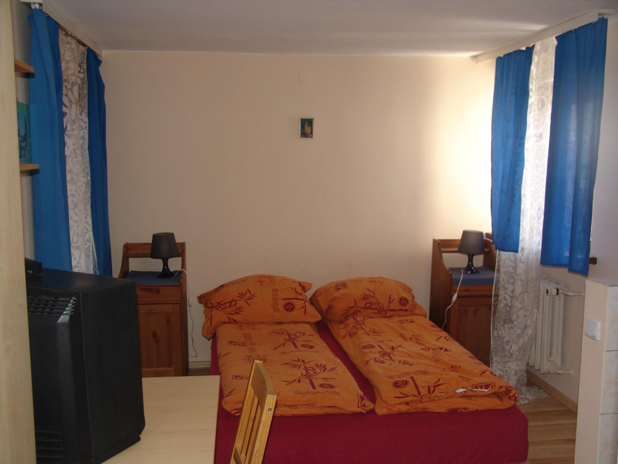 Hostel Victoria Krasków Eksteriør bilde